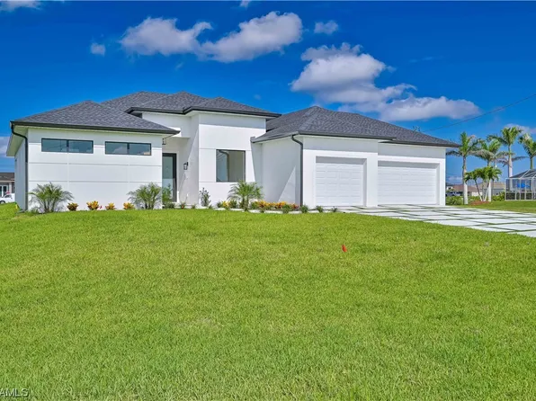 718 NW 36th Pl, Cape Coral, FL 33993