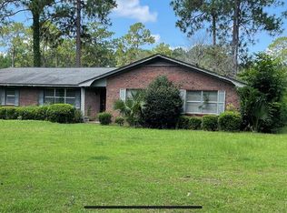 301 Rose Ln, Douglas, GA 31533
