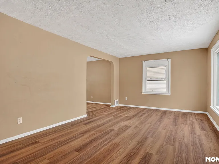 3894 E 144th St — Photo 22