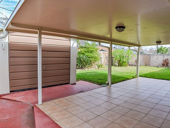 5th image of 3213 Karen Dr