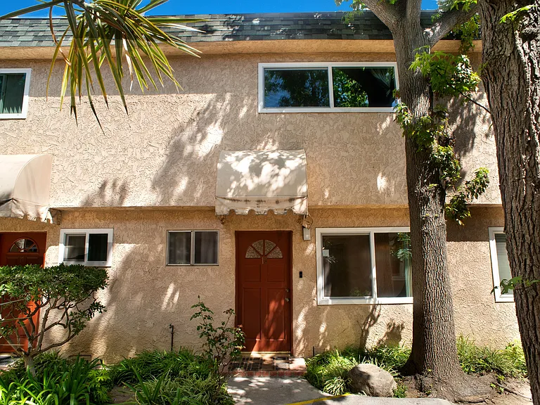 17151 Roscoe Blvd #18 — Photo 22