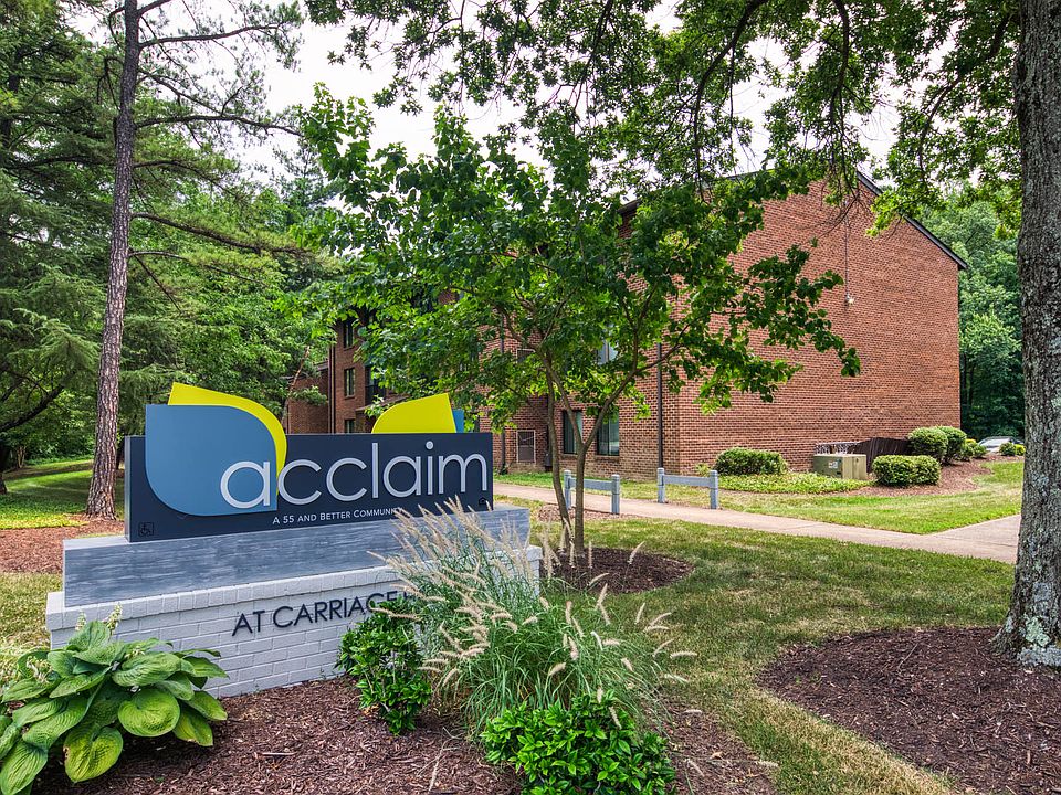 Welcome to Acclaim at Carriage Hill