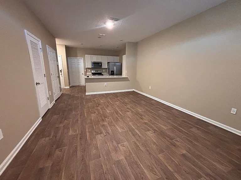 903 Rivertree Pl — Photo 9