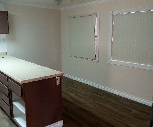 2nd image of 421 E 16th St APT 315