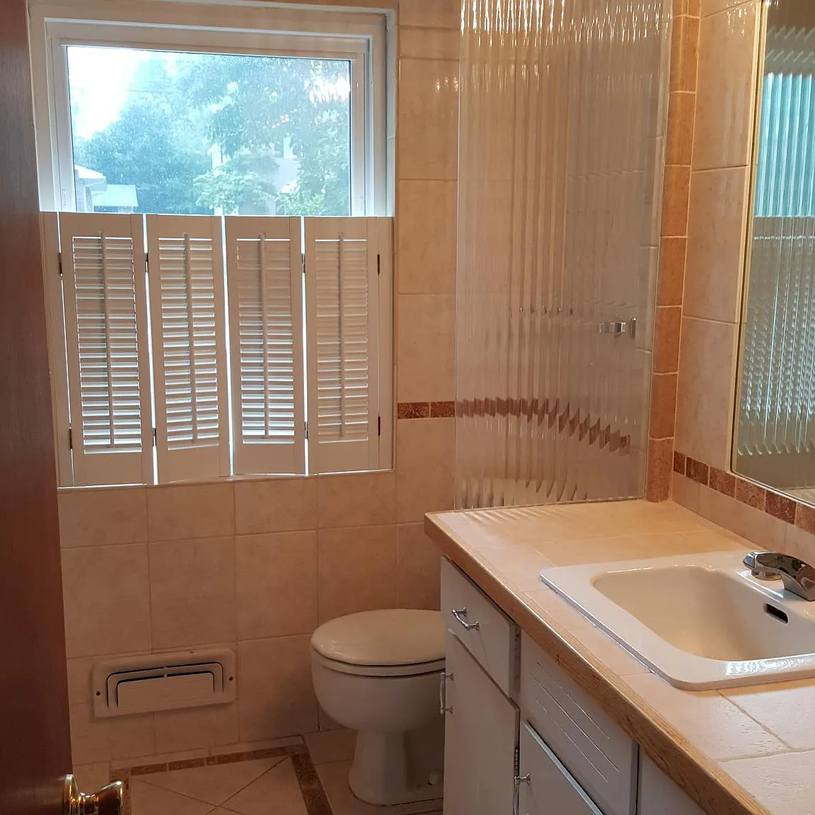 2 bed, 1200 sqft, $1,150 — Photo 3