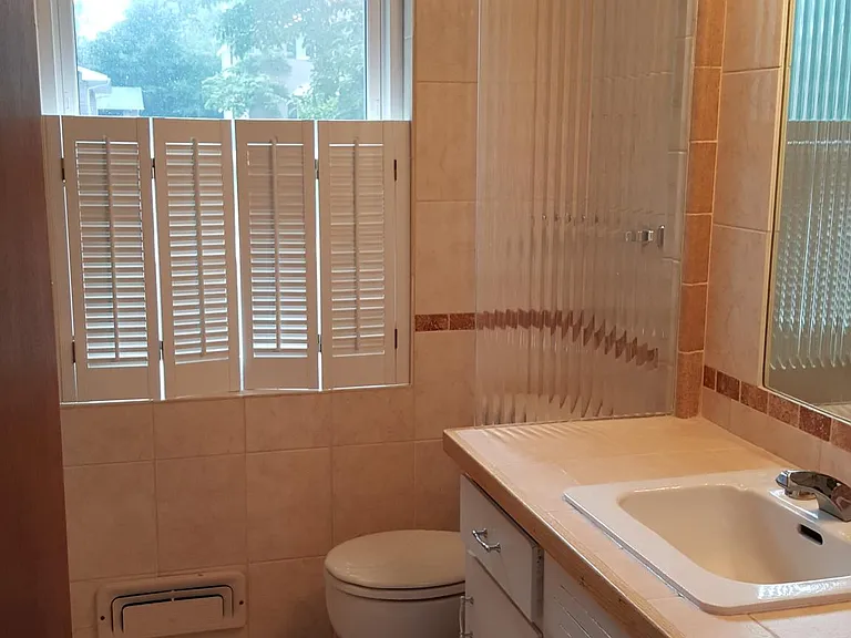 167 Kenridge Rd #A — Photo 3