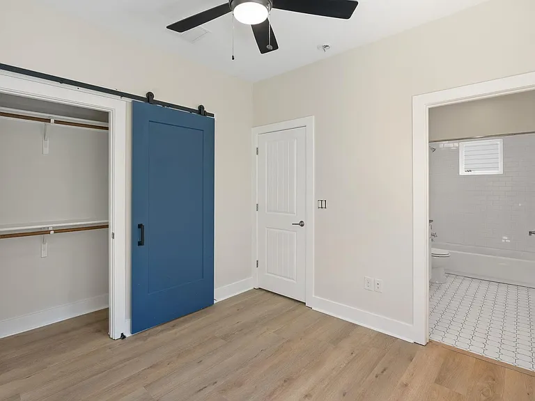 1160 Lott Ave #B — Photo 20