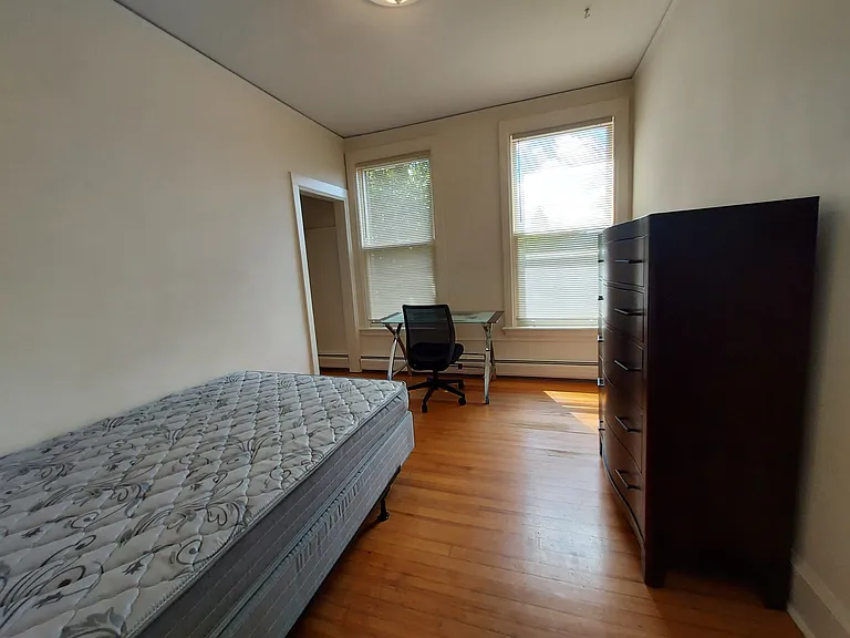307 Stewart Ave #5 — Photo 8