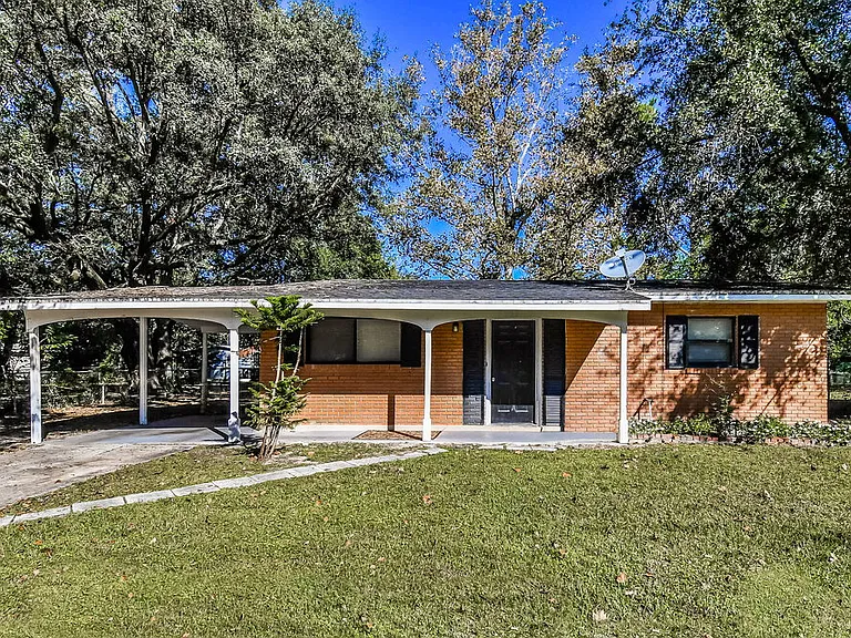 7233 Eudine Dr S — Photo 1