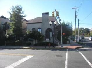 63 Smith St, Perth Amboy, NJ 08861