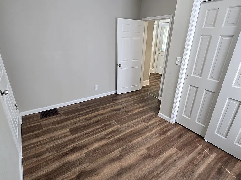 3532 Fullerton Ave — Photo 30