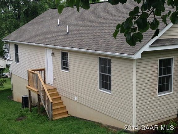 3rd image of 516 C St