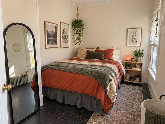 5th image of 205 Main St #3