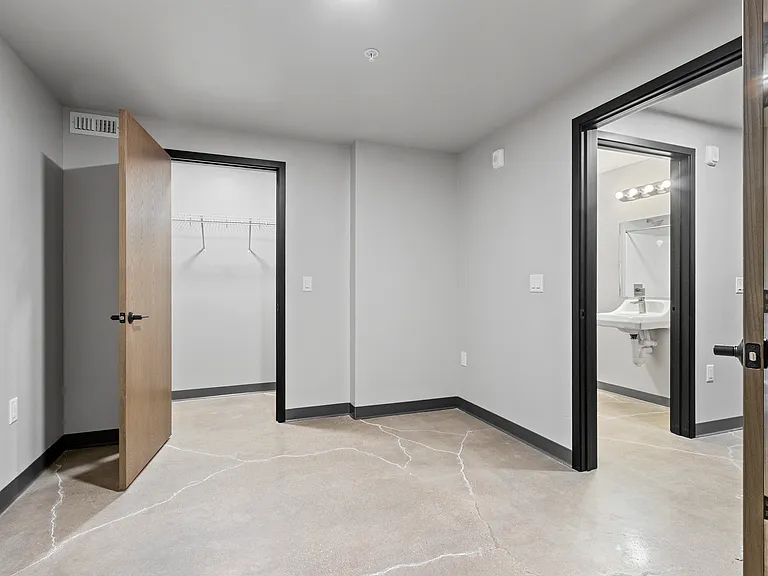 City Center Lofts — Photo 40