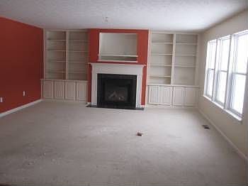 4th image of 1240 Gleneagle Dr