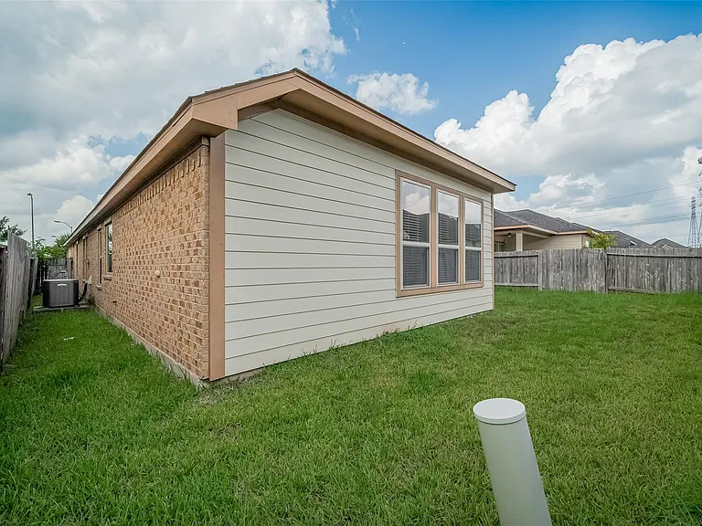 19619 Blair Orchard Ln — Photo 40