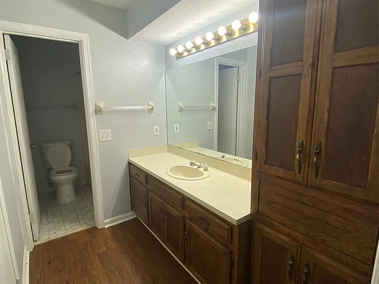 3050 Sutton Dr — Photo 11