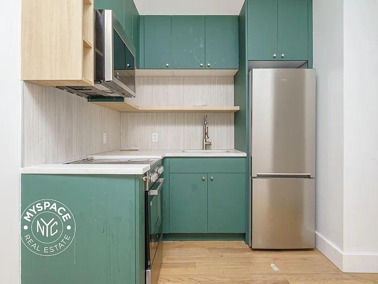 1027 Putnam Ave #1C — Photo 6
