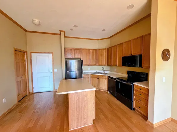 1800 Graham Ave Unit 416, Saint Paul, MN 55116