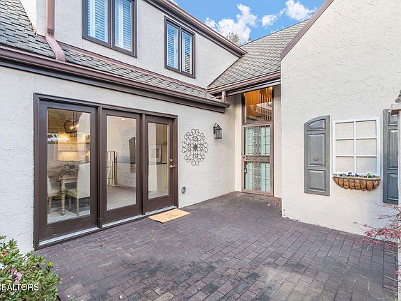 5th image of 1122 Bordeaux Cir