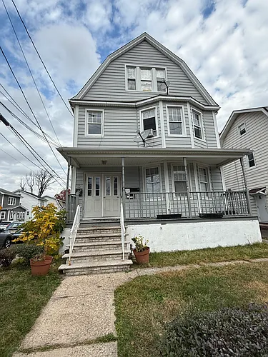 55 Montgomery St #3 Photo 1