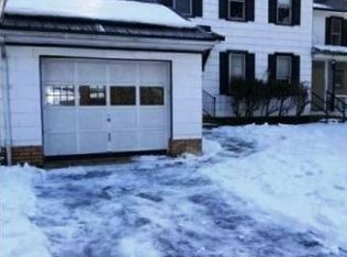 2185 Wrighter Lake Rd, Thompson, PA 18465