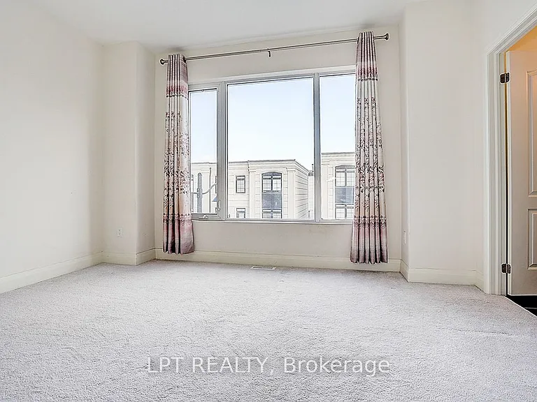84 William Saville St — Photo 25