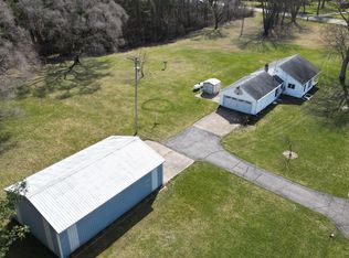 16820 Garfield Rd, Olivet, MI 49076