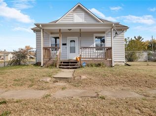 6201 Sherman St, Saint Joseph, MO 64504