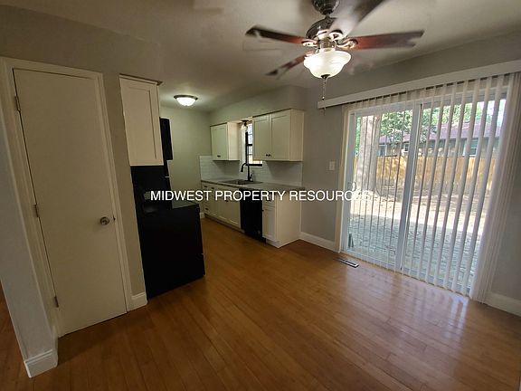 3rd image of 118 SE Bordner Pl