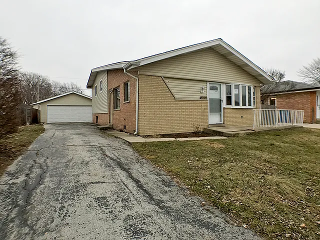 11729 S Rosemary Ln photo 1