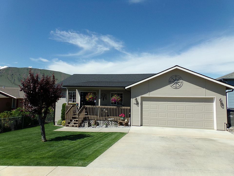 1st image of 724 S Lexington Pl