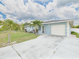 402 Arthur Ave, Lehigh Acres, FL 33936