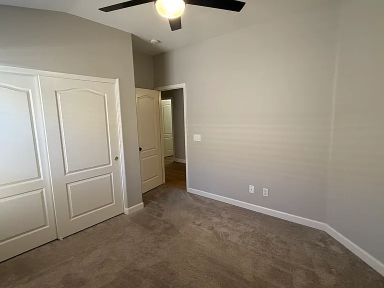 671 E Baker Dr — Photo 16