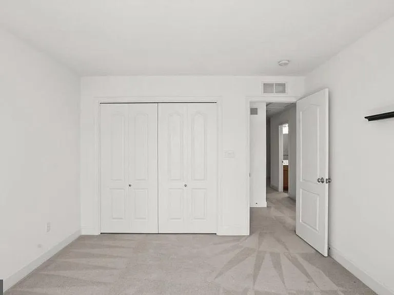10 Lenox Ct — Photo 21