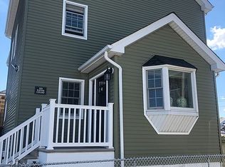 105 Eaton Ct, Brooklyn, NY 11229