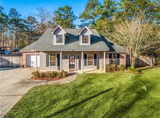 8 Mary St, Madisonville, LA 70447