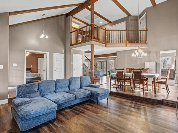 156 Fort Sumter Way, Saint Charles, MO 63303