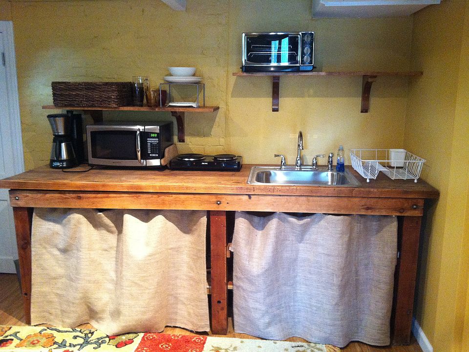 kitchenette