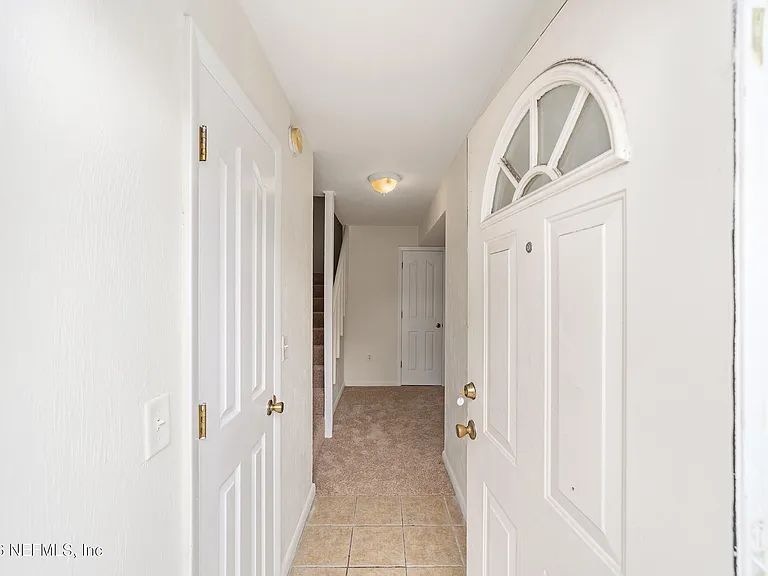 501 SW 75th St #H6 — Photo 4