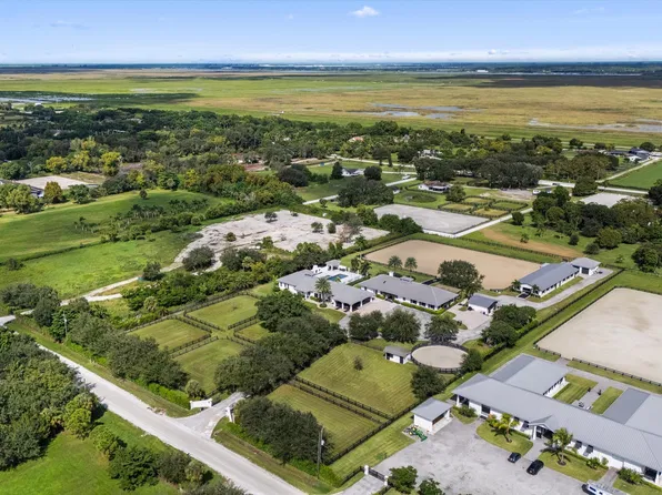 16381 Hollow Tree Ln, Wellington, FL 33470