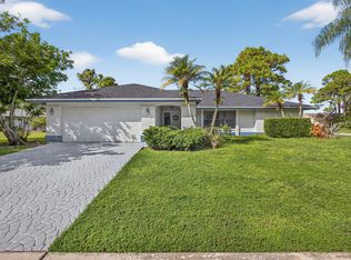 100 Miramar Ave, Royal Palm Beach, FL 33411