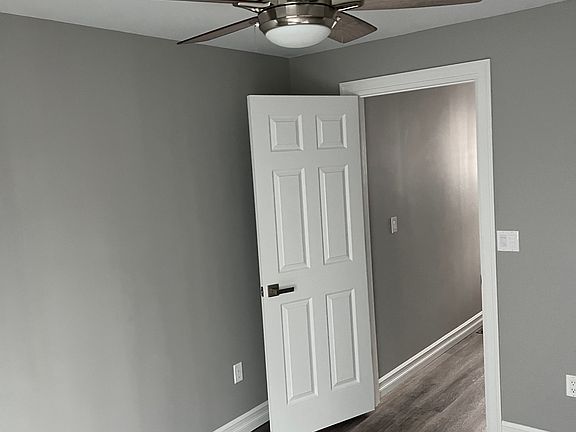 5th image of 208 Central Ave