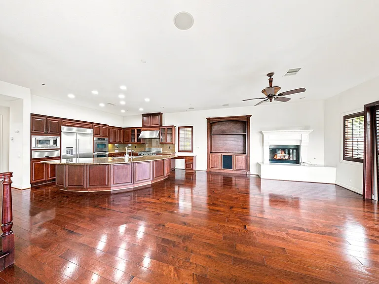 4963 Lone Acres Ct — Photo 16