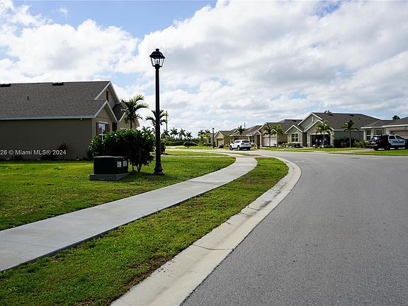 4th image of 3183 Cozumel Ct