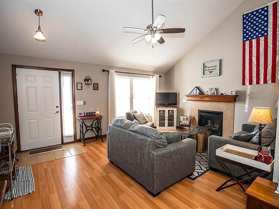 5th image of 2718 Blaine Ct