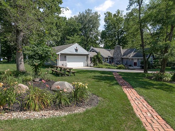 4th image of 4461 E Greenview Dr