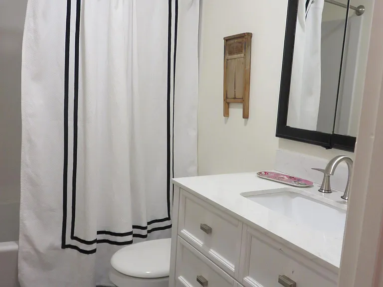 B1 Grandview Dr #B1 — Photo 10