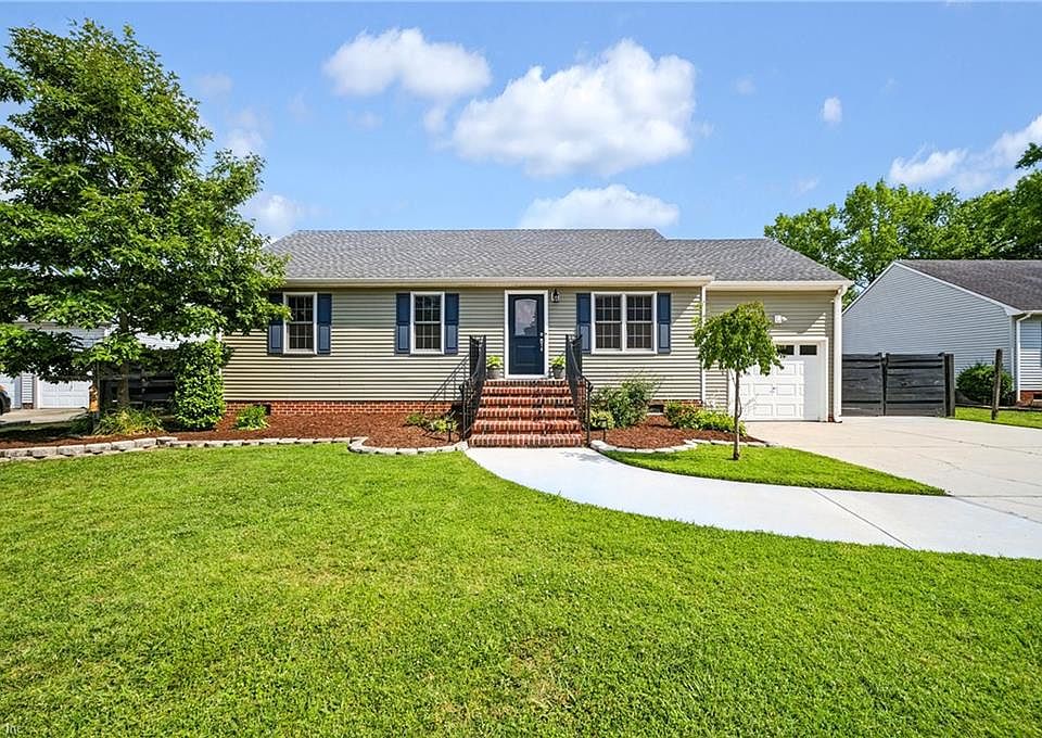 1st image of 945 Aberdeen Ln