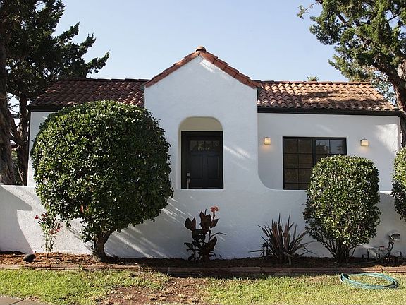 2nd image of 737 W Mariposa St
